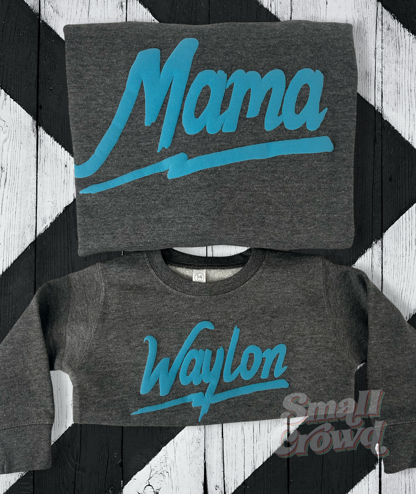 Custom Puff - Light blue on Granite