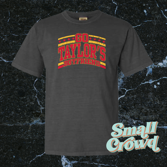 Go Taylor’s Boyfriend - Pepper Comfort Colors